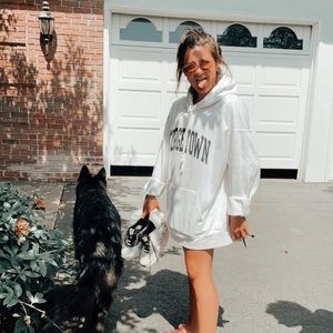 Meet your Posher, Eleanor